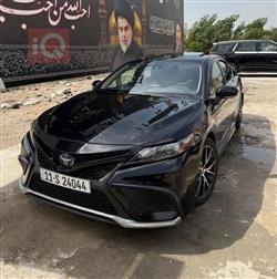 تۆیۆتا کامری